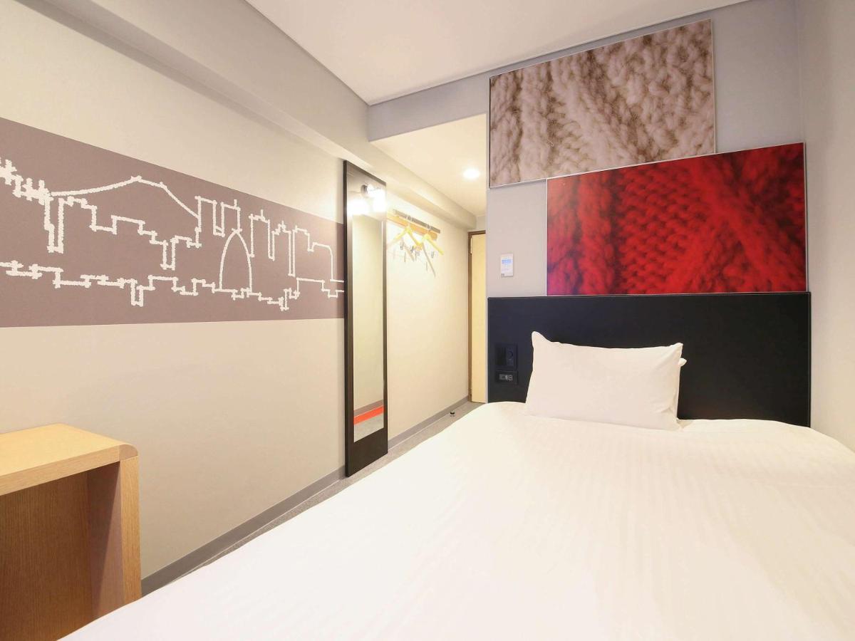 Ibis Tokyo Shinjuku Hotel Екстериор снимка